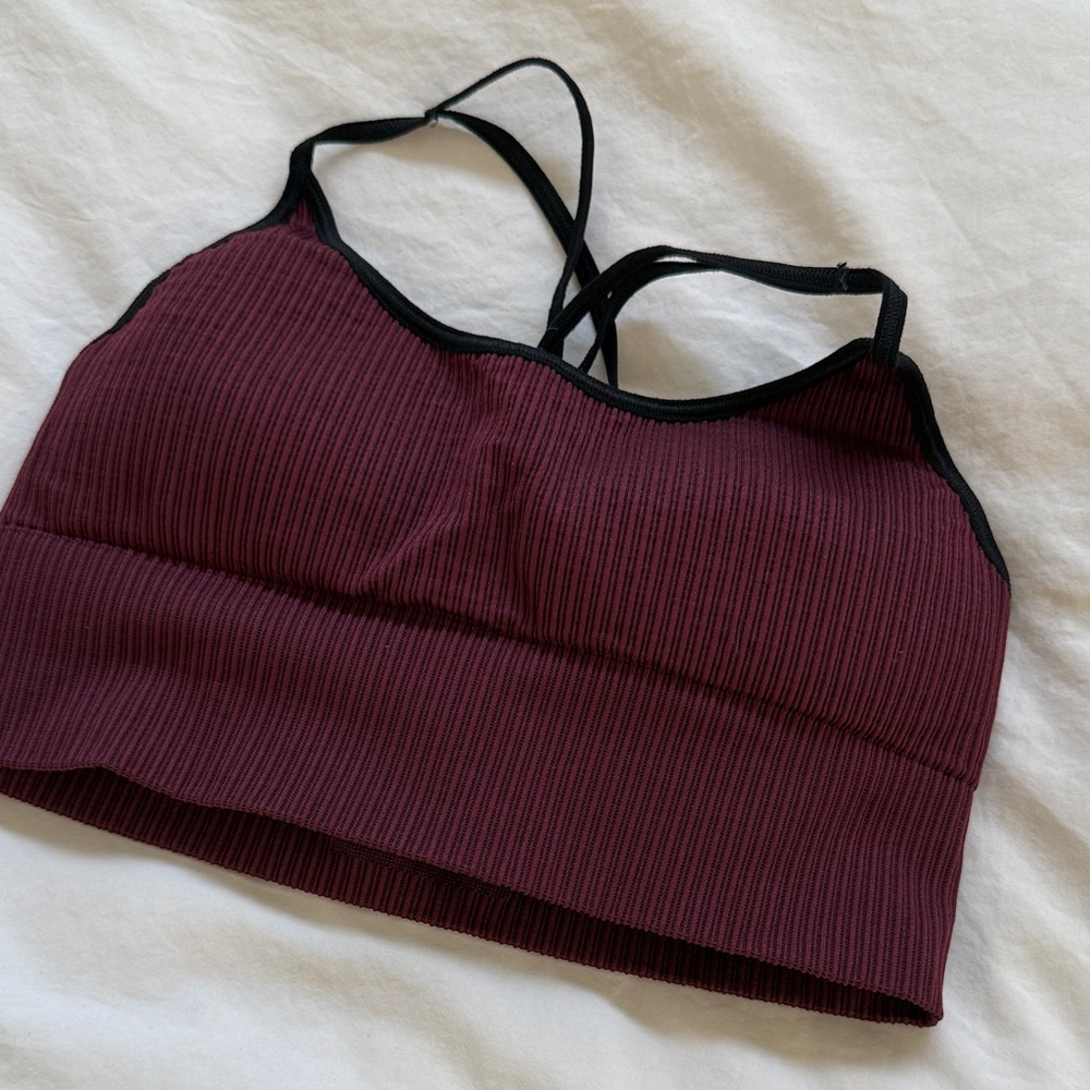 Good American Seamless Ribbed Bra - Picture 5 of 5